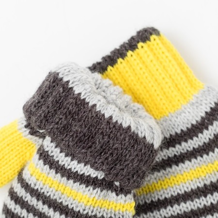 Mittens are children's double, yellow color, size 12-2