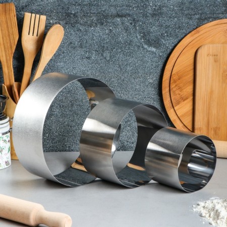 A set of baking forms and calculation "Circle", D-20, H-8.5 cm, 3 pcs
