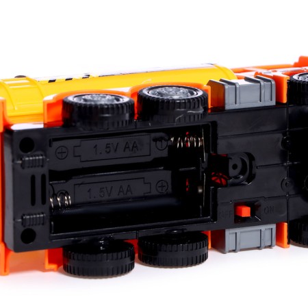 The machine "Fuel", light, sound, works from batteries-3