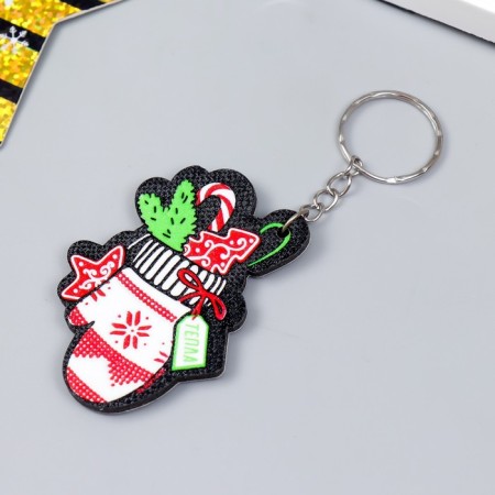EVA key "mittens with gifts" 6x4.3 cm-1