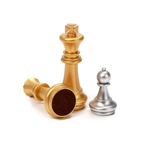 Magnetic chess 39 x 39 cm, King H-8 cm, Pig H-4.3 cm-2