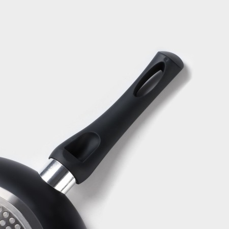 Field frying pan Basic, D = 24 cm, plastic handle, anti -stick coating, induction, black color-3