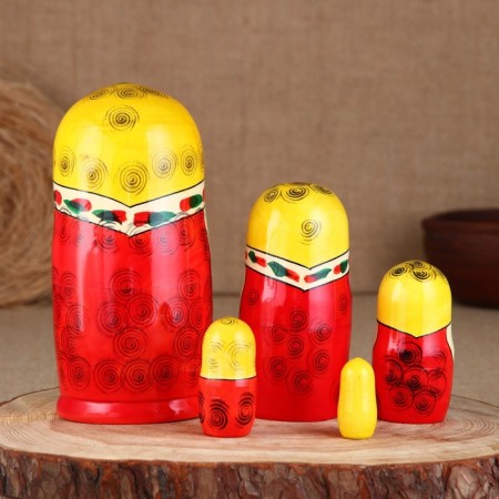 Matryoshka "Lydia", red scarf, 5 puppet, 18 cm, mix-1