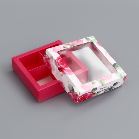 Box for sweets 4 pcs of the "most beloved", 12.6 x 12.6 x 3.5 cm. Confectionery packaging-3