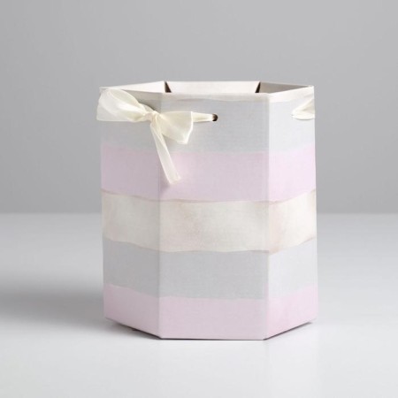 Box Gift folding hexagon "strips of tenderness", 17 x 14.8 x 19.5 cm