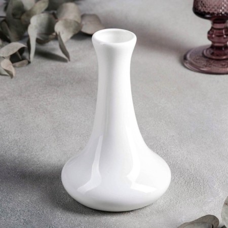Porcelain vase for flowers Wilmax, 9.5 × 14.5 cm, white color