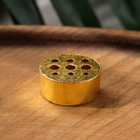 Boil stand, 1.9 x 0.9 cm, copper