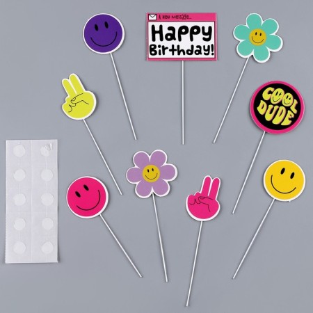 Topper cardboard on a substrate with wire "stickers"-1