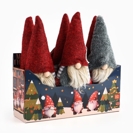 New Year's gnome in showbox-1