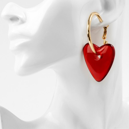 Red in gold-3