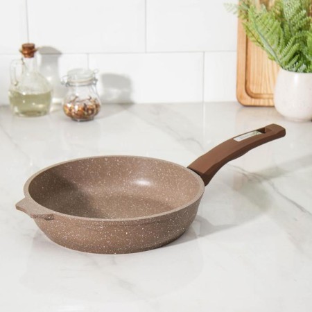 Granite Brown pan, d = 22 cm, plastic handle, anti -stick coating, brown color