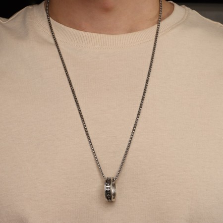 Pompeii pendulum of the Pompeii ring on the thread, the color is black silver, 70 cm-1