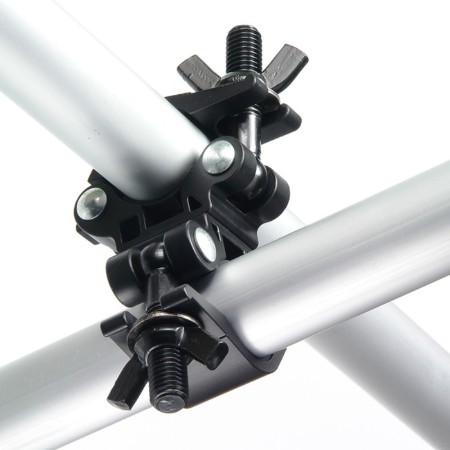 Double PowerGrip PG-008 clip to the pipe-2