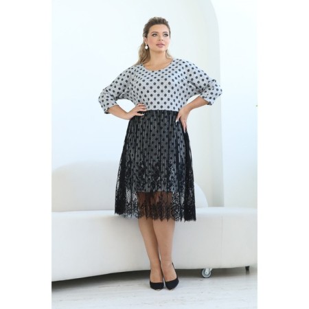 Women's dress, size 60