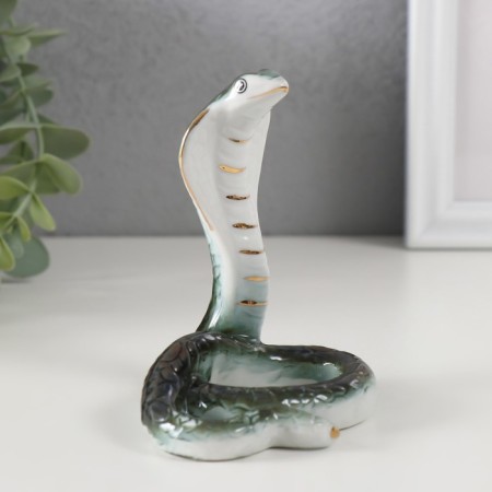 Souvenir Ceramics "Green Cobra" with gold 6.8x8x9.9 cm-1