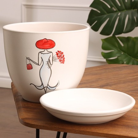 Flower pot "Girl in a hat" 6 l-1