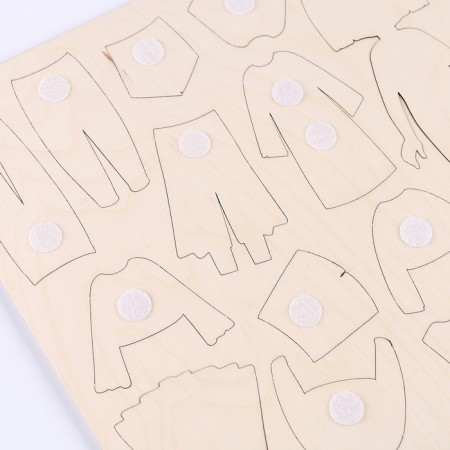 A training board with clothing on Velcro "Dressing. Yana "-3