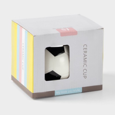 Ceramic mug with a foot ball cover, 380 ml-3