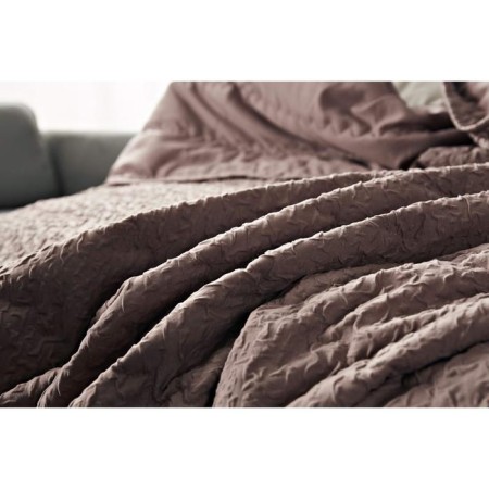 A set with a bedspread "Nadine", size 230x250 cm, 50x70 cm - 2 pcs, color of Mokko-7
