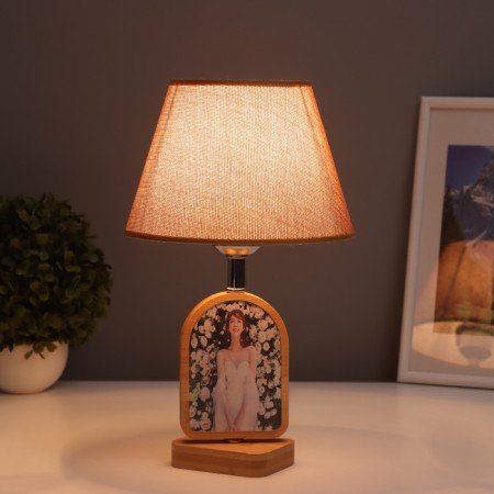 Table lamp with a photo frame 7.2x11cm (acrylic on magnets) 20x20x35cm-1