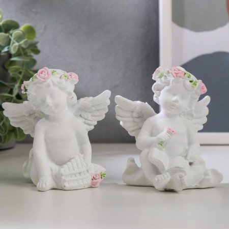 Polystone souvenir "Snowty angel in a wreath of roses" MIX 8.8x8.3x5.2 cm