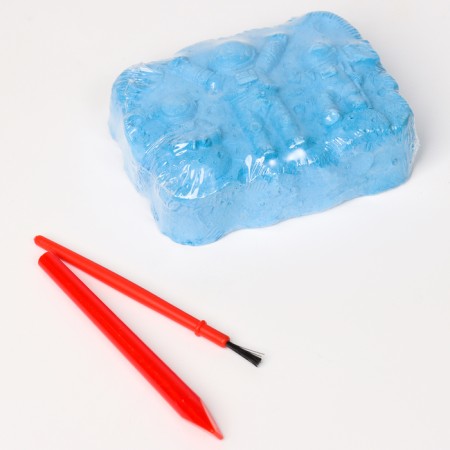 Set for excavations "Cosmos", 5 pcs. figures, 1 pc. glows in the dark, brush, chisel-1