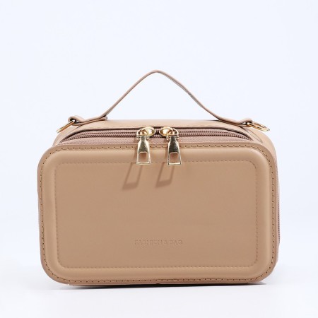Cross-Bodi Bag on a zipper, beige color