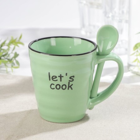Ceramic mug with a spoonful of shade "Noel", 280 ml, green color