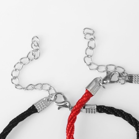 Set 3 objects: 2 bracelets, lip gloat "Demetrons" hearts, black-red color, 6 cm-5