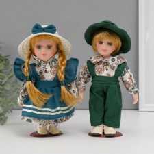 Doll Collectible couple 