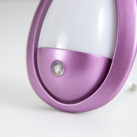 Night -bend "firefly" with a lighting sensor, 3_LED x 1 W, 10 cm (220V) violet. Risalux-3