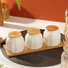 A set of storage cans 