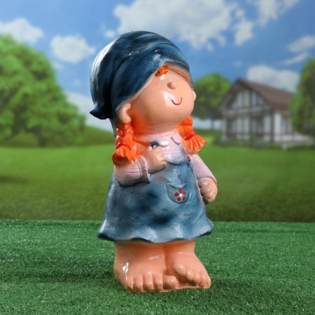 Garden figure "Dasha" 20x18x38cm