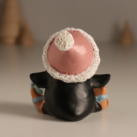 Polystone souvenir "Penguin in mini-nog" MIX 7x6x7 cm-2