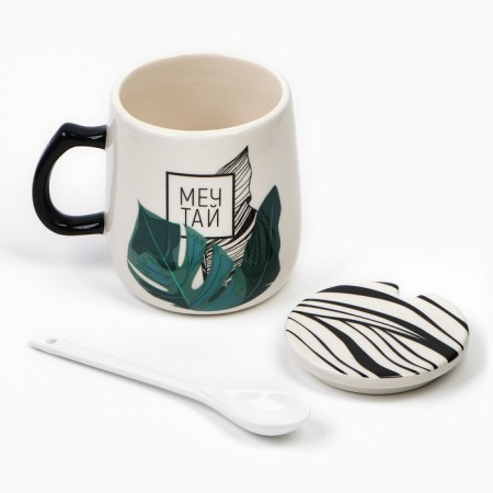 Ceramic mug with a lid and a spoon "Dream", 450 ml, beige color-6