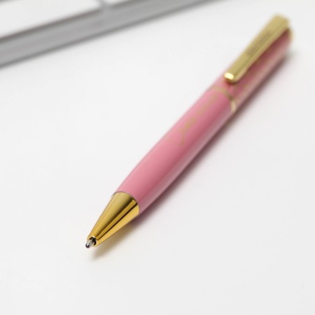 Pen in the case "since March 8", metal-2