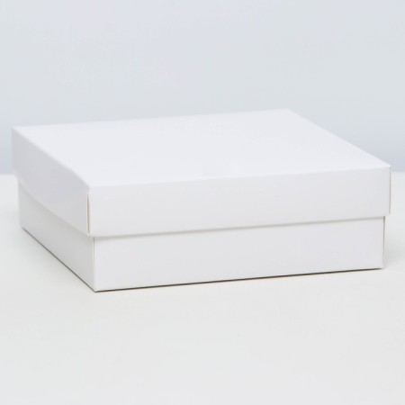The box is folding, the lid is, white, 15 x 15 x 5 cm