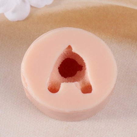 Mold Silicone "Bear Hand at the mouth" (prayer. 3.5x3.5x4 cm)-5