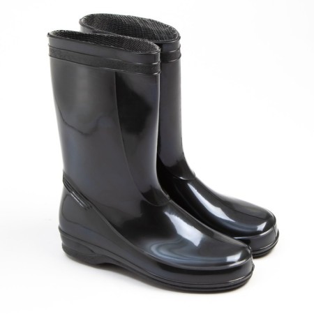Women's boots with insulation, size 37, black color, PVC