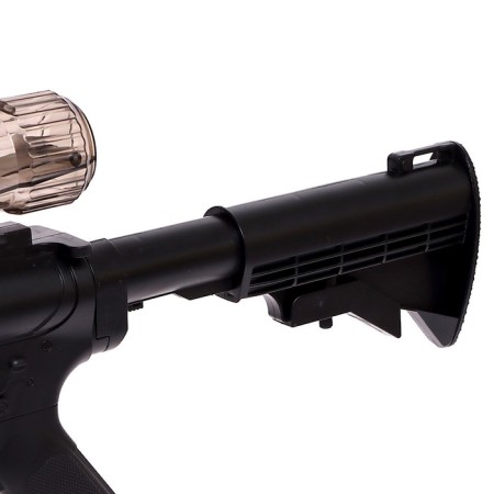M4 assault rifle shoots gel bullets, works from the battery-9