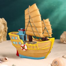 Souvenir ship 