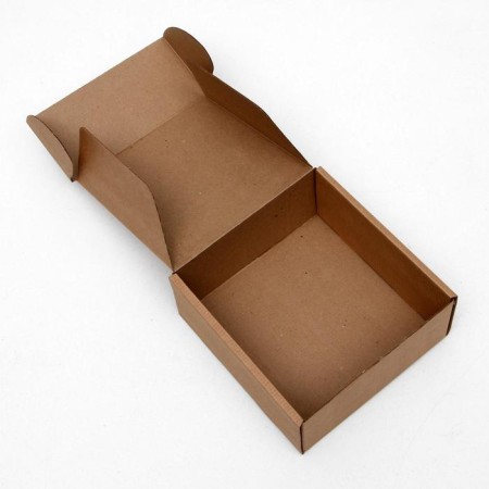 Self -charged box, without window, craft, 19 x 18 x 8.5 cm-2