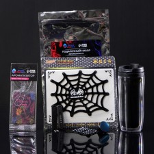 Gift set to each motorist Grand Caratt, a thermostatic 350 ml, a phone holder, a keychain, silicone rug, flavor