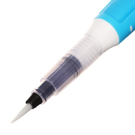 Synthetic brush, with a reservoir, with a color holder-1