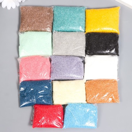 A set of colored sand in the Bank Mix (14 colors x 80g.)