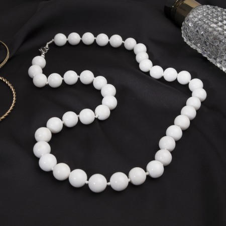 Beads ball No. 12 through the Agat White node, 60cm
