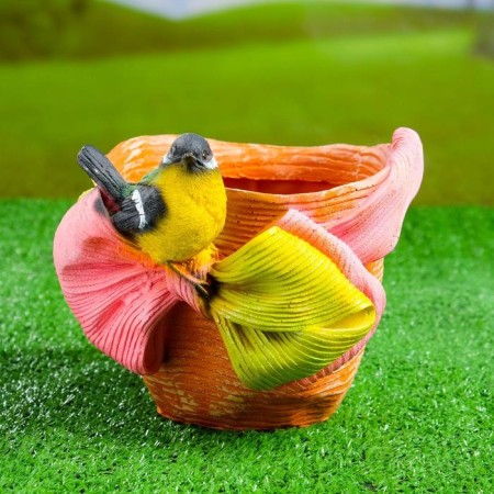 Figure pot "Bird on a hat with a bow" 21x17cm, mix-4