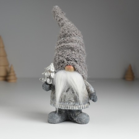 Souvenir Polystone "Santa Claus in a gray knitted cap, with a white beard" Mix 8.5x5x18 cm-2