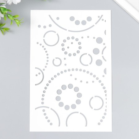 Plastic stencil "circles" 24x16 cm