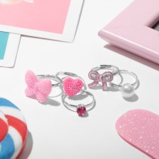 A set of children's rings 
